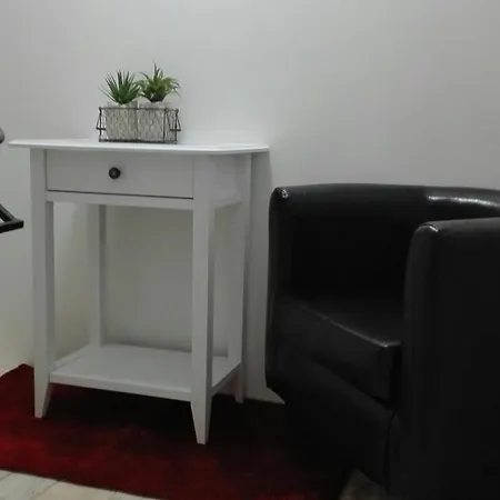 Studio In Porto, With Wonderful City View, Balcony And Wifi - 7 Km From The B... *